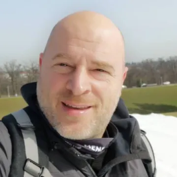 Rene Bitorajac šokiran s onim što je našao u štrudli: 'Ovo nikada u životu nisam vidio'