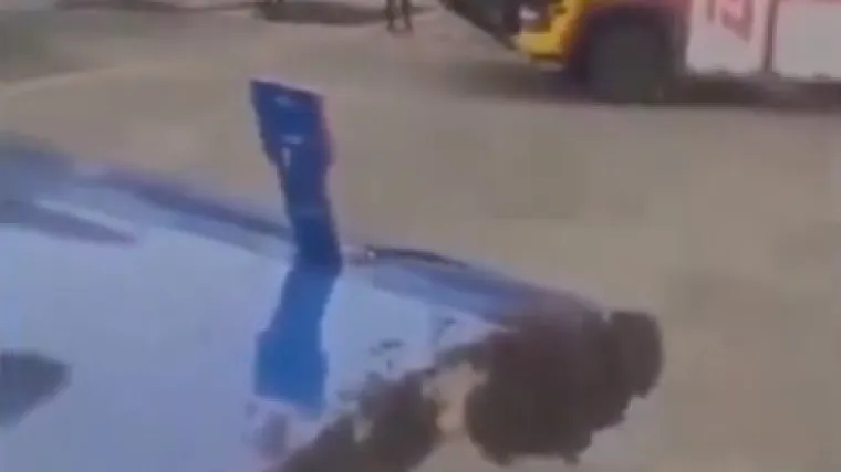 Zastrašujuće snimke kruže: Ono što se zalijepilo na avion, mnoge je natjeralo na paniku