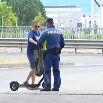 Drastičan porast broja teško ozlijeđenih zbog električnih romobila! Uživo presica iz Klaićeve