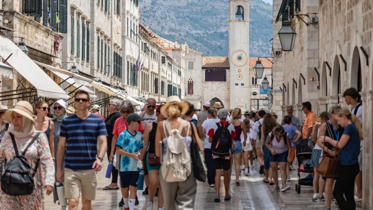 Čak su se i Švicarci raspisali o Hrvatskoj: Mnogi su neugodno iznenađeni, gubimo status?