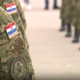 Vojni rok podržava 61 posto mladih. Polemiku izazivaju diskriminacija i priziv savjesti