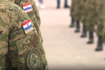Vojni rok podržava 61 posto mladih. Polemiku izazivaju diskriminacija i priziv savjesti