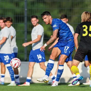 Dinamo igra svoju posljednju pripremnu utakmicu: Kulenović zaprijetio na samome početku