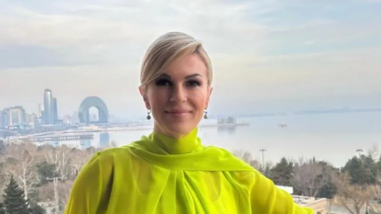 Kolinda Grabar-Kitarović objavila selfie i otkrila u kojoj zemlji odmara