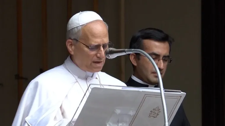 Papa Lav XIV. na prvom angelusu u ljetnoj rezidenciji: 'Ne zaboravimo moliti za mir'