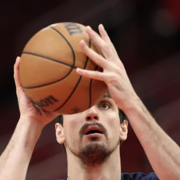 Dario Šarić i službeno ima novi klub: Ostaje u SAD-u, potpisao je za sedmi NBA klub u svojoj karijeri