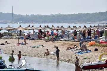Nasjeli: Uplatili tisuće eura za odmor na hrvatskoj obali i ostali bez prebijene pare!