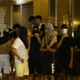 Desničari krenuli u 'lov na migrante': Naoružali se Molotovljevim koktelima i bejzbol palicama