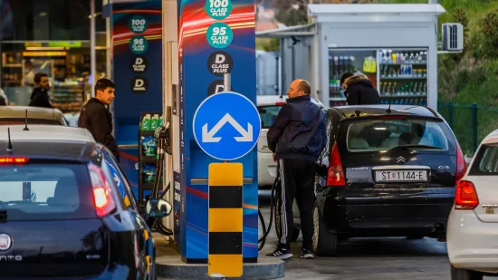 Nije im dugo trebalo dugo, pogledajte nove cijene goriva: Neki su ih već debelo digli...