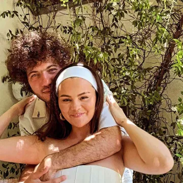 Otkriveni detalji tajnog vjenčanja Selene Gomez i Bennyja Blanca; Selena već poslala pozivnice