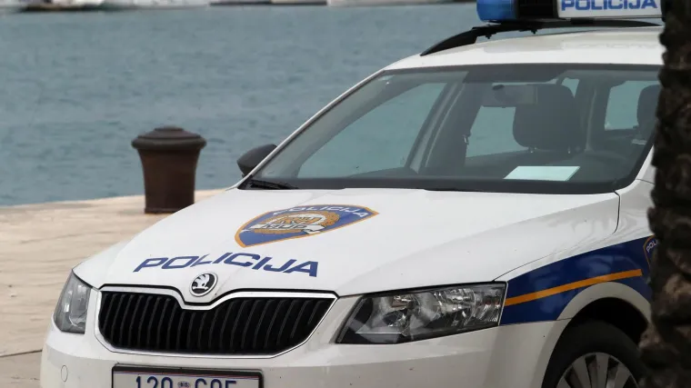 Bahati vozač napravio kaos, policajci nisu imali izbora: 'Bio je izrazito drzak'