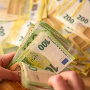 Glumio velikog humanitarca, novac trpao sebi u džep: Varaždinskom direktoru prijeti robija?