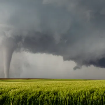 Pogodila su ih dva tornada! Upaljena upozorenja zbog ekstremnih oborina