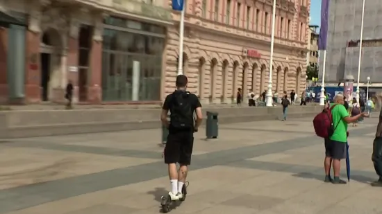 Gotovo 300% djece više u bolnicama zbog električnih romobila, treba li ih zabraniti?