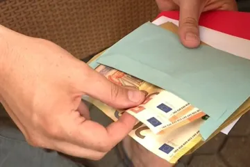 Jasno da ih ne smiju primati, ali to u zakonu nigdje ne piše: 'Sada imamo priliku...'