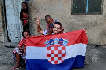 Nagrađivani profesor geografije ljeta provodi u Africi, a zimske praznike na online predavanjima