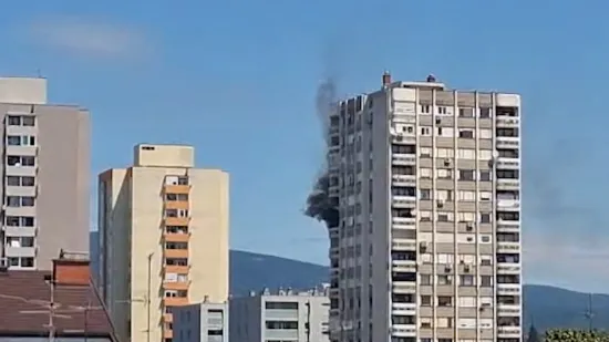 Požar u Zagrebu: Gori stan u stambenoj zgradi
