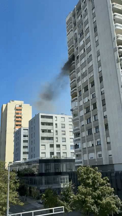 Velika Buktinja u Zagrebu! Zapalio se stan na 13. katu nebodera: Vatrogasci ekspresno riješili situaciju