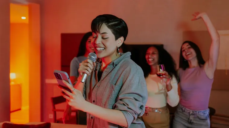 Međunarodni je dan karaokea, a ovi znakovi se nikada ne bi trebali prijaviti: Rođeni su antitalenti