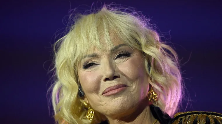 Brenina snaha napravila drastičnu promjenu i sad nevjerovatno podsjeća na svekrvu: Slučajno ili?