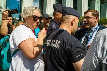 Pobačaj joj mogao spasiti život, ali liječnici su odustali: Osuđeni su na zatvorske kazne