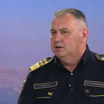 Zapovjednik otkrio stanje s požarom u Pakoštanima: 'Pomažu četiri kanadera'