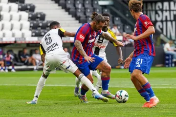 GOOOL! Veliki šok u završnici! Hajduk uz gromoglasnu podršku napadao sa svih strana pa primio gol u nadoknadi