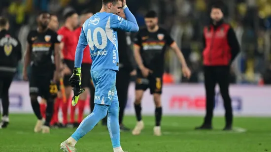 Što se događa s Livakovićem? Vatrenom pod hitno treba transfer, situacija bi mogla biti alarmantna
