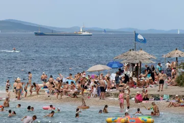 Ljeto se zahuktava, gužve su sve veće i nitko ne gleda cijene: Ali, što kad oni odu?