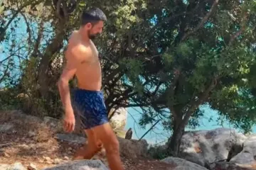 Đoković bos hoda po Mljetu: 'Moramo mu neke sandale kupiti, kliže okolo kao da je na travi Wimbledona'