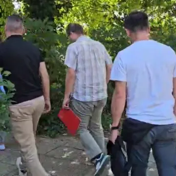 Policija odvela Gorana Đulića! Bez lisica na rukama, sjeo u auto USKOK-a