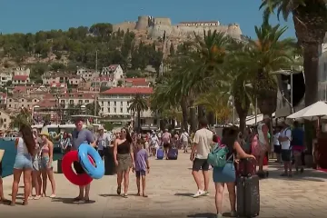 Hvar u špici sezone više nije što je nekad bio, turisti šokirani: 'Ovo nas je malo uzrujalo'