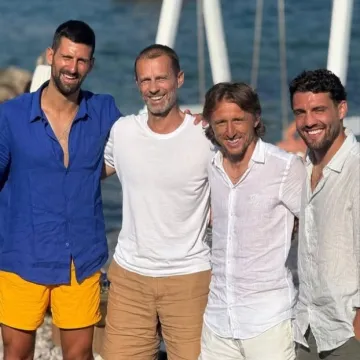 Modrić, Đoković, Kovačić i Čeferin zajedno na otočiću kod Korčule: Pali su i autogrami, a evo kako se zabavljaju