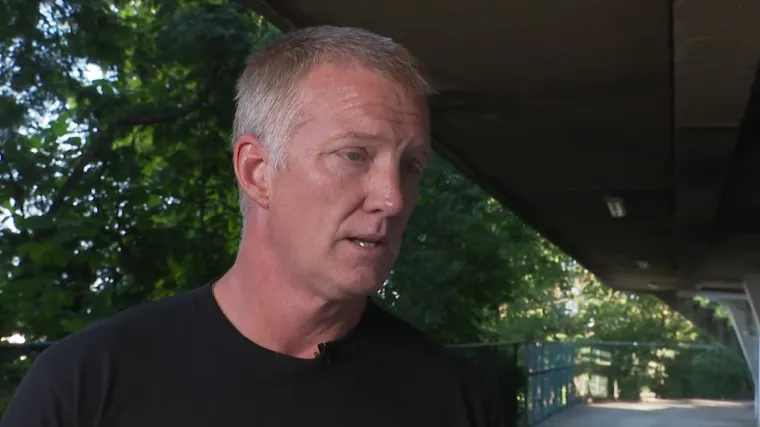Legendarni frontman Queens of The Stone Age za Direkt o Trumpu, Coldplay ljubavnicima i bivšoj iz Hrvatske