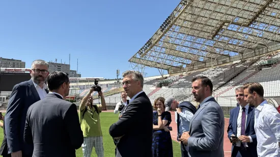 Plenković na Poljudu: Ide li ljepotica u povijest ili stavlja šminku do nove nevere? Izraz lica ne ulijeva nadu