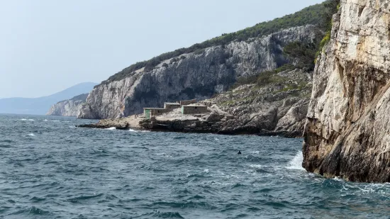 Lozarov stup zamalo ga koštao života: Njemačkog turista morao spašavati helikopter