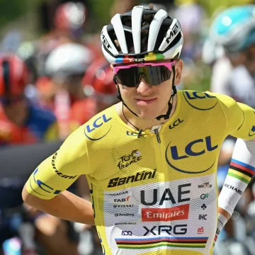 Kaos na Tour de Franceu! Pogačar ‘testirao’ kočnice Vingegaardovog auta