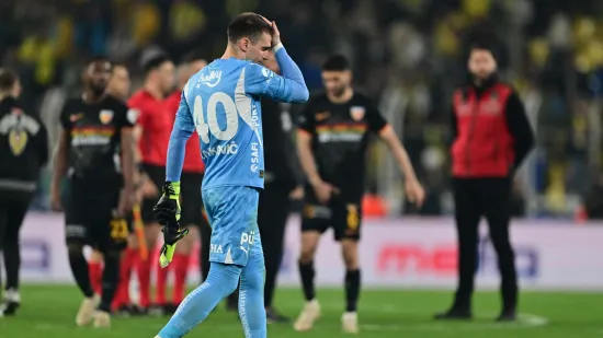 Livaković pokupio još jednu odbijenicu: Morat će povući drastičan potez da napusti Fener