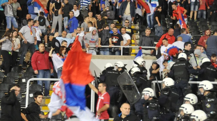 Crveni karton za Srbiju: FIFA nemilosrdna zbog rasizma s tribina