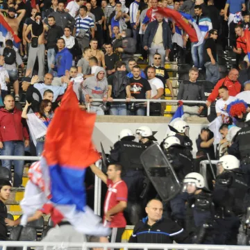 Crveni karton za Srbiju: FIFA nemilosrdna zbog rasizma s tribina