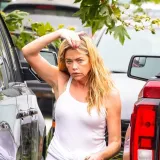 Denise Richards optužena za prevaru: Slala više od 100 eksplicitnih poruka sa tajnog mobitela