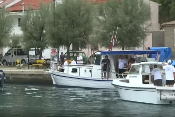 Ribari se podsjetili na morski proboj, a policijski specijalci će veslati od Maslenice do Obrovca