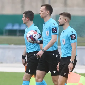 Sudac koji je izbačen zbog skandala, vraćen na listu. Dinamo se oglasio oštrim priopćenjem