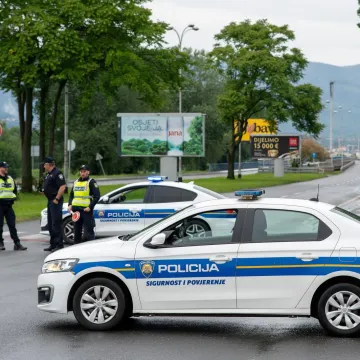 Maskirani mladići prebili maloljetnika na Bundeka pa objavili snimku: Oglasila se policija