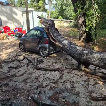 Kaos zbog nevremena diljem Hrvatske: Narančasto upozorenje ostaje na snazi