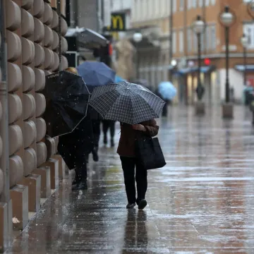 Stiže nam novo pogoršanje vremena: Mogući su pljuskovi, grmljavina i bura