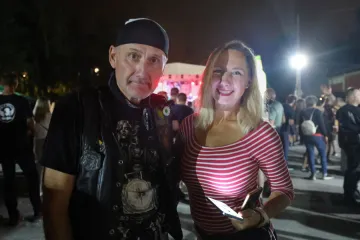 Slunj gorio od energije: Vedra plavuša osmijehom ukrala show na moto susretu