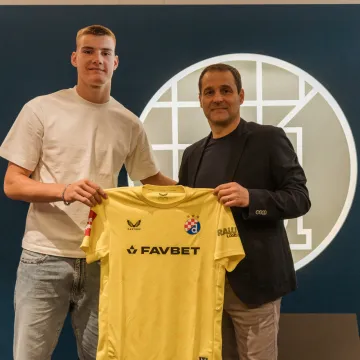 Dinamo predstavio dva metra visoko pojačanje! Plavi 'div' oduševljen: 'Ovo je nešto posebno'