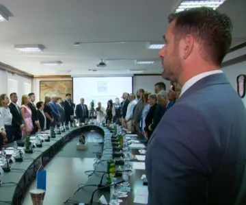 Šuta najavio prve poteze, građani podijeljeni: 'Neka daju ljudima, ali oni će prvo dati sebi...'
