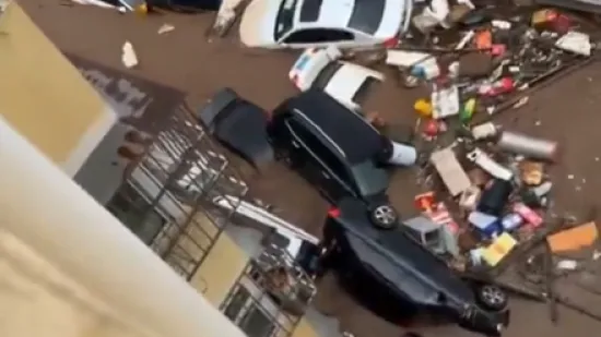 Obilne kiše odnijele 30 života, šire se stravične snimke